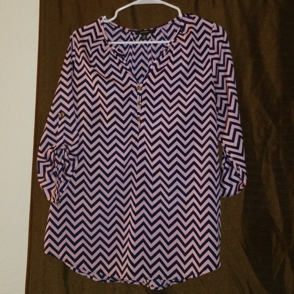 Women's blouse - Picture 1 of 1